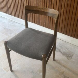 Silla Moller Tapizada